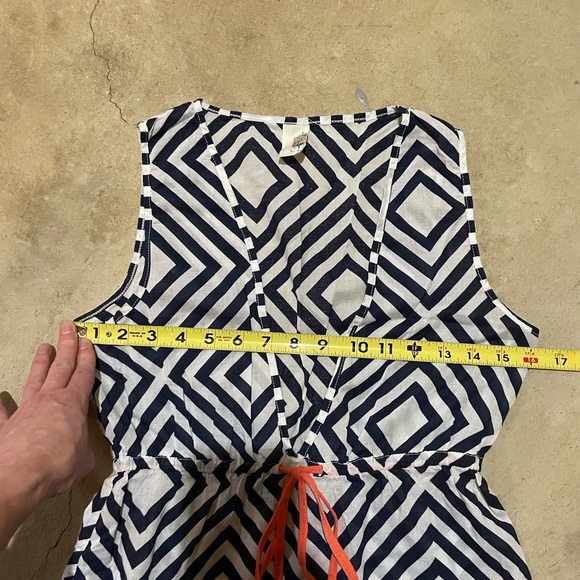 Francesca’s beach coverup - Picture 5 of 5